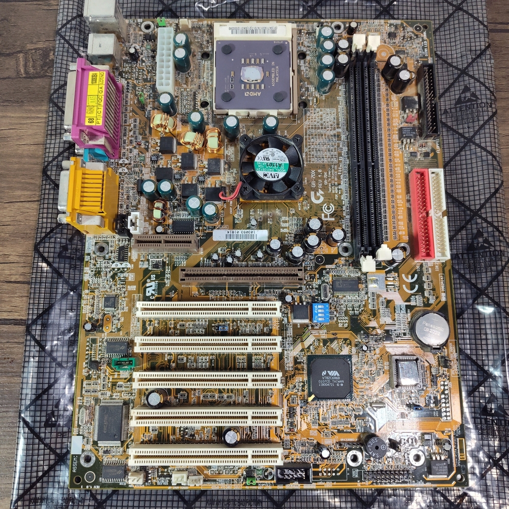 Gigabyte GA-7DX Motherboard Rev 4.0